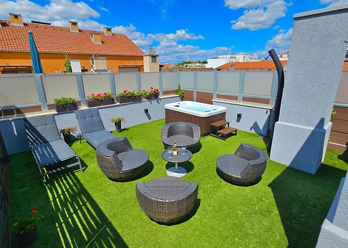 Jacuzzi Tuscany Terrace Apartment Free Parking