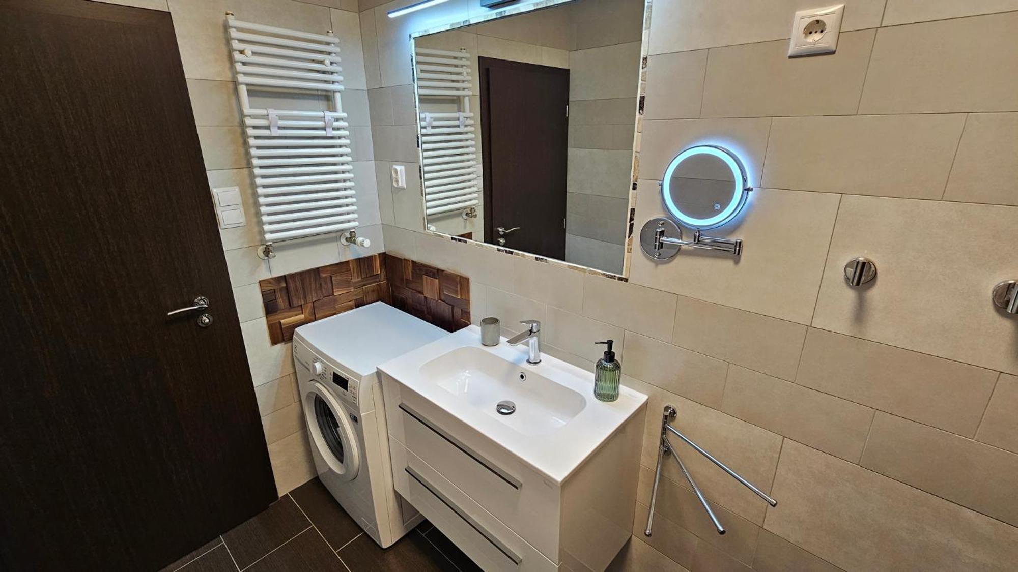 Jacuzzi Tuscany Terrace Free Parking Apartment Budapest